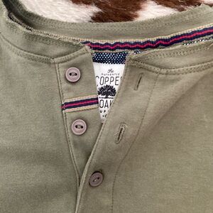 Mens Olive Colored Henley Size XL Heavyweight Material